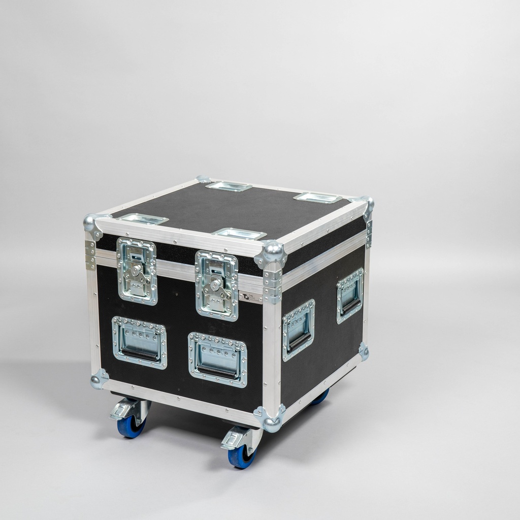 [TPL000081-002] Flightcase für 2x L-Acoustics X8 [inkl. Zubehörfach] (Schwarz, Akzentfarbe: Schwarz, ohne Tourlabelschale, ohne Stapelmulden, 2 gebremste Rollen, ohne Gravur)