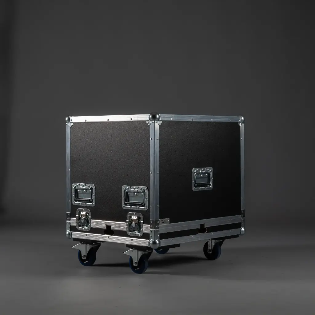 [TPL000440-001] Flightcase für 1 x Schill SK 4813.RM (Schwarz, Akzentfarbe: Schwarz, ohne Tourlabelschale, ohne Stapelmulden, ohne Gravur, 2 gebremste Rollen)