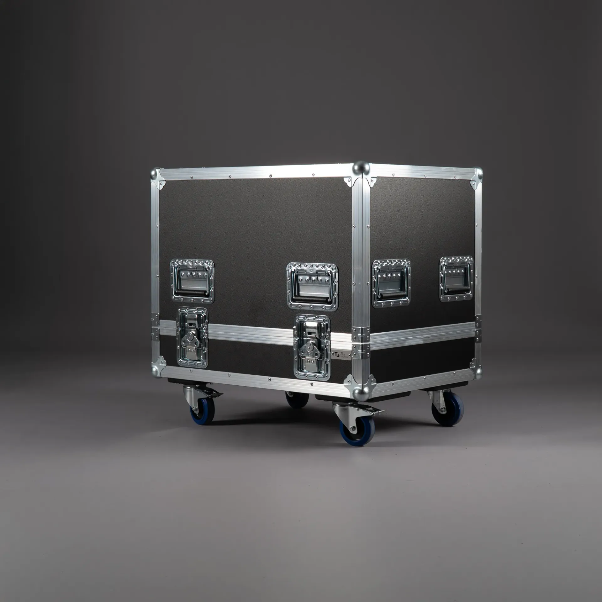 [TPL000848-003] Flightcase für 2x VOID ArcM 15 [Haube] (Schwarz, Akzentfarbe: Schwarz, ohne Stapelmulden, ohne Tourlabelschale, 2 gebremste Rollen, ohne Gravur)